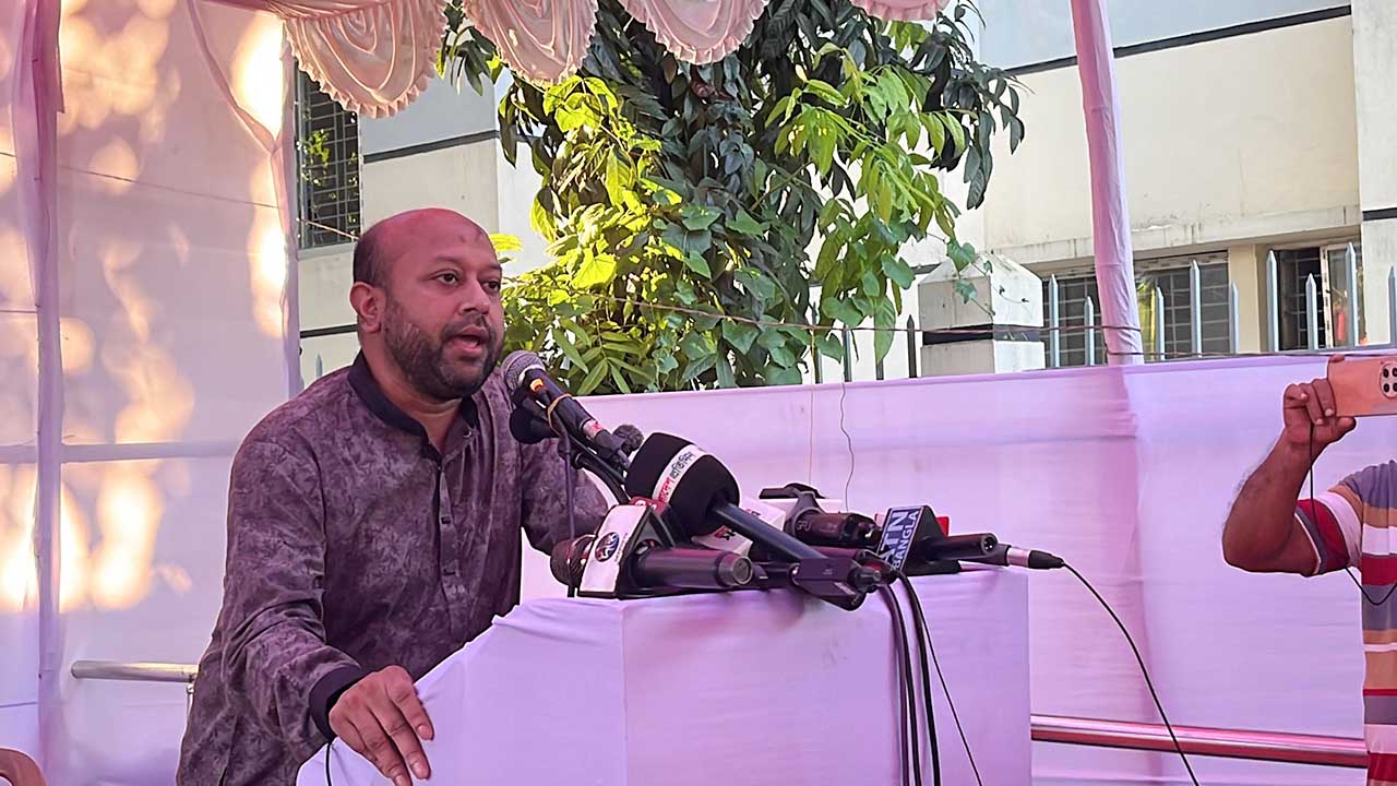 দিল্লির আধিপত্য মানবে না বাংলাদেশ: ব্যারিস্টার ফুয়াদ